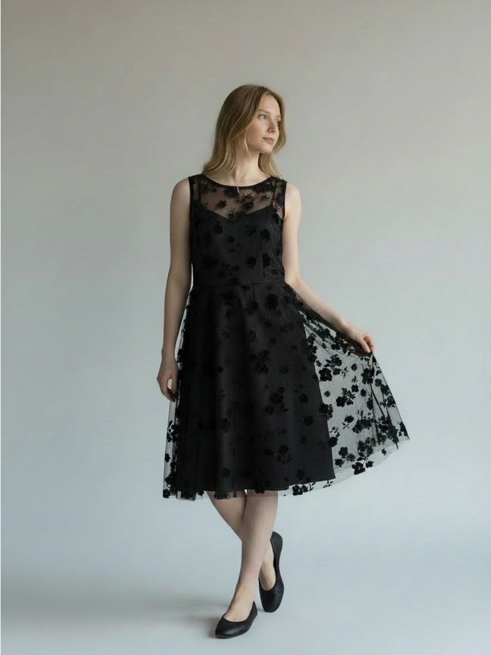 Retro Black Velvet Floral Mesh Cocktail Dress